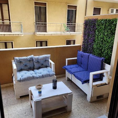 Appartement La Dimora Di Enrico à Catane Extérieur photo